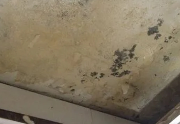 蓬江阳台漏水维修公司分享下蓬江卫生间渗水维修需要注意哪些问题。